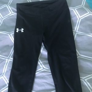 under armor black capri